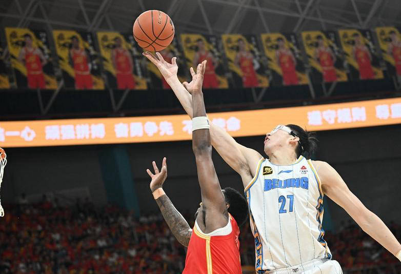 天津队力克山东队,胡金秋状态火热 天津队力克山东队,胡金秋状态火热