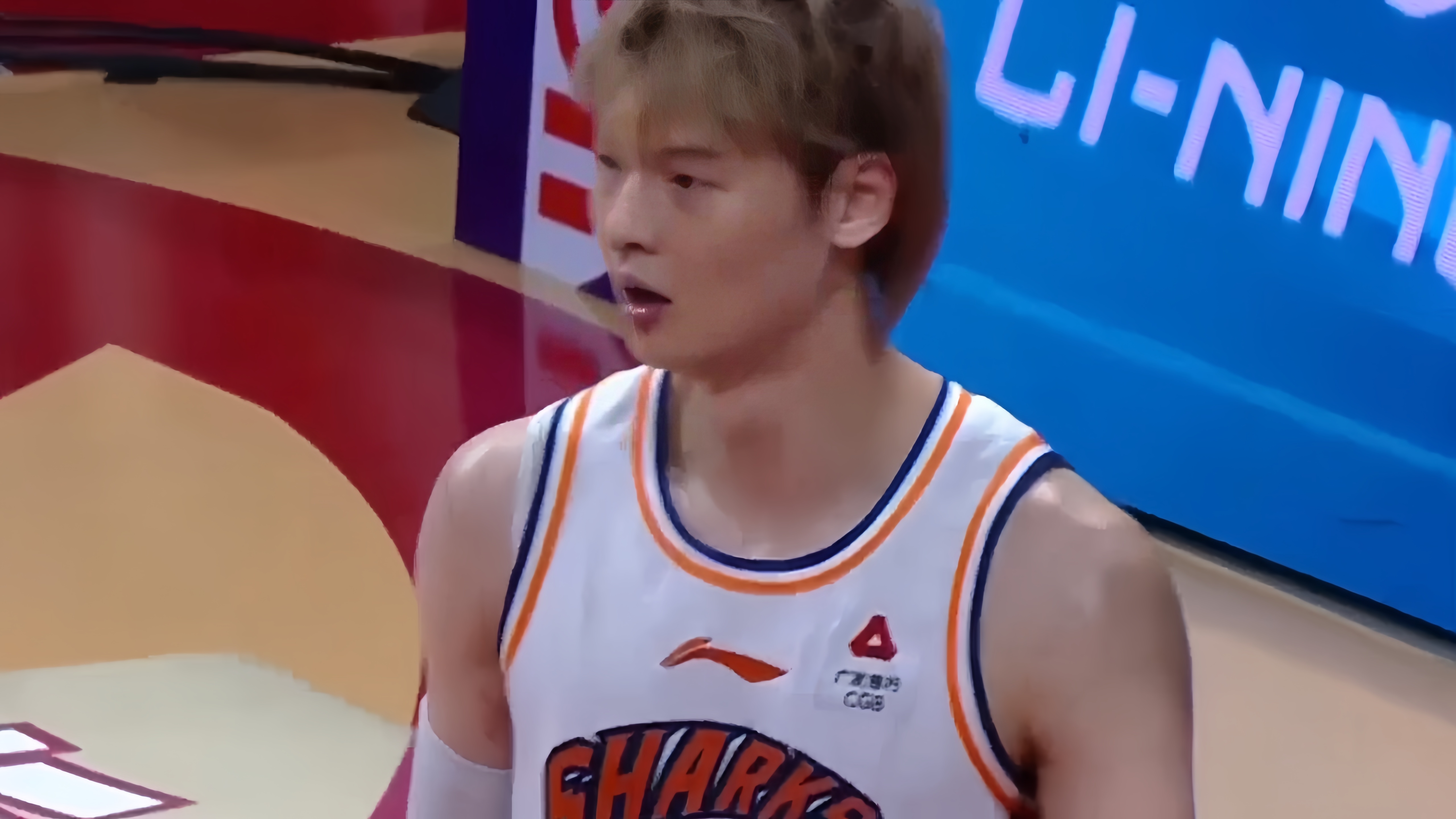 热火轻取辽宁队，王哲林状态火热