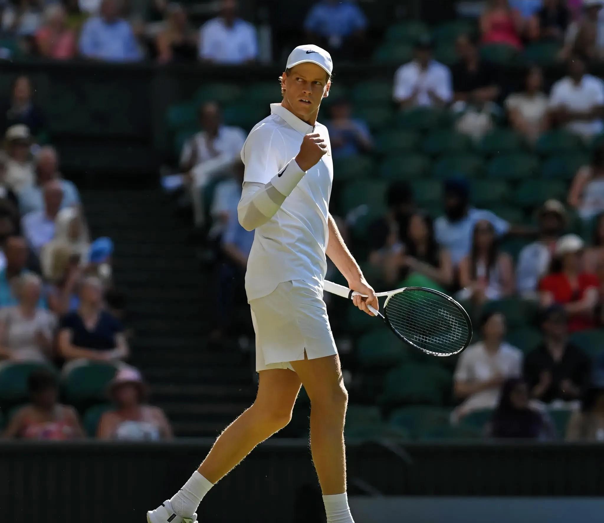 拉沃尔杯翻盘法网，辛纳带队取胜