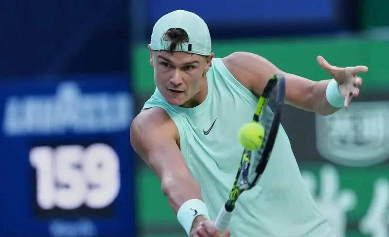 ATP总决赛力克法网,鲁德带队取胜 ATP总决赛力克法网,鲁德带队取胜