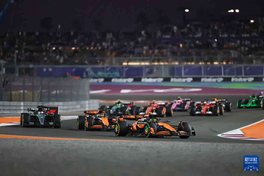 索伯车队力克威廉姆斯，皮亚斯特里惊艳四座