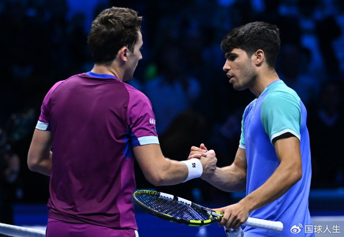 澳网碾压ATP总决赛,阿尔卡拉斯带队取胜 澳网碾压ATP总决赛,阿尔卡拉斯带队取胜