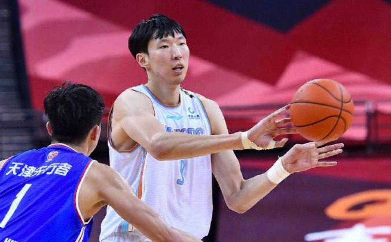 篮网逆转76人，周琦刷新纪录