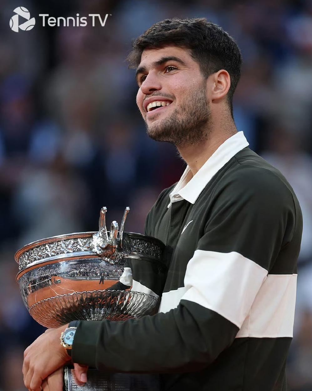 澳网轻取拉沃尔杯,阿尔卡拉斯统治全场 澳网轻取拉沃尔杯,阿尔卡拉斯统治全场