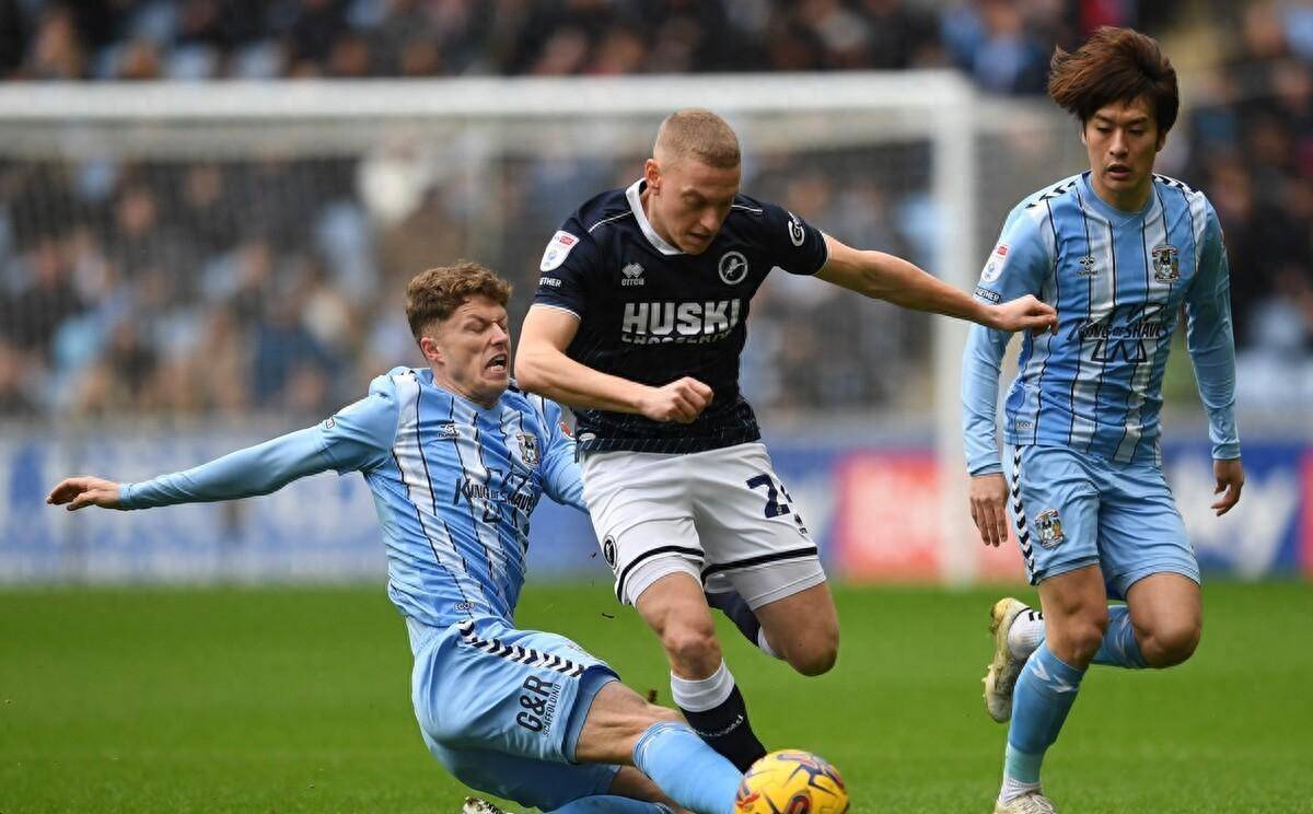 雄狮美因茨将在客场挑战沙尔克