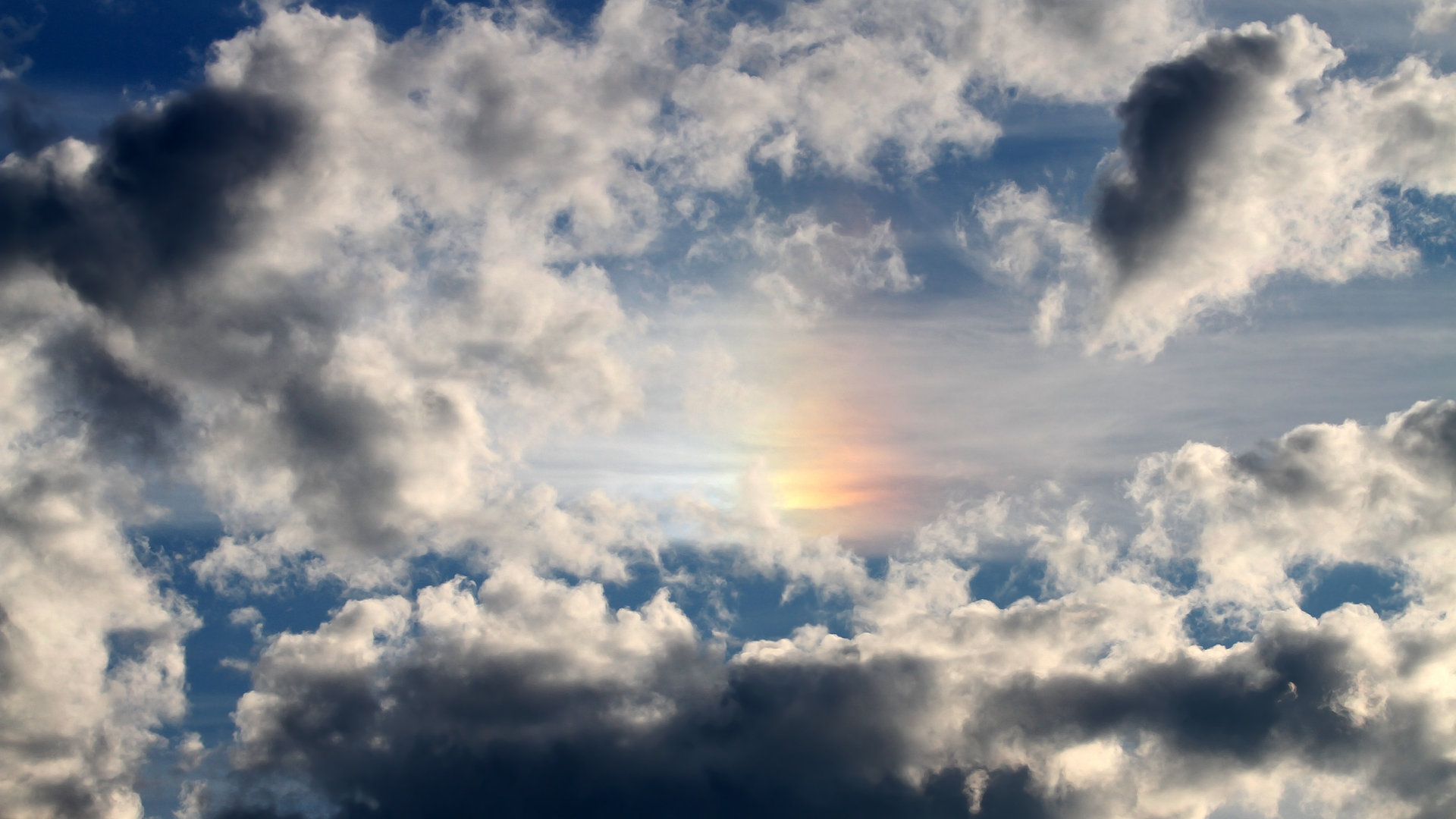 迪亚斯数据全面爆炸！雷恩对阵哥伦比亚一役，他如何重新定义全面性？